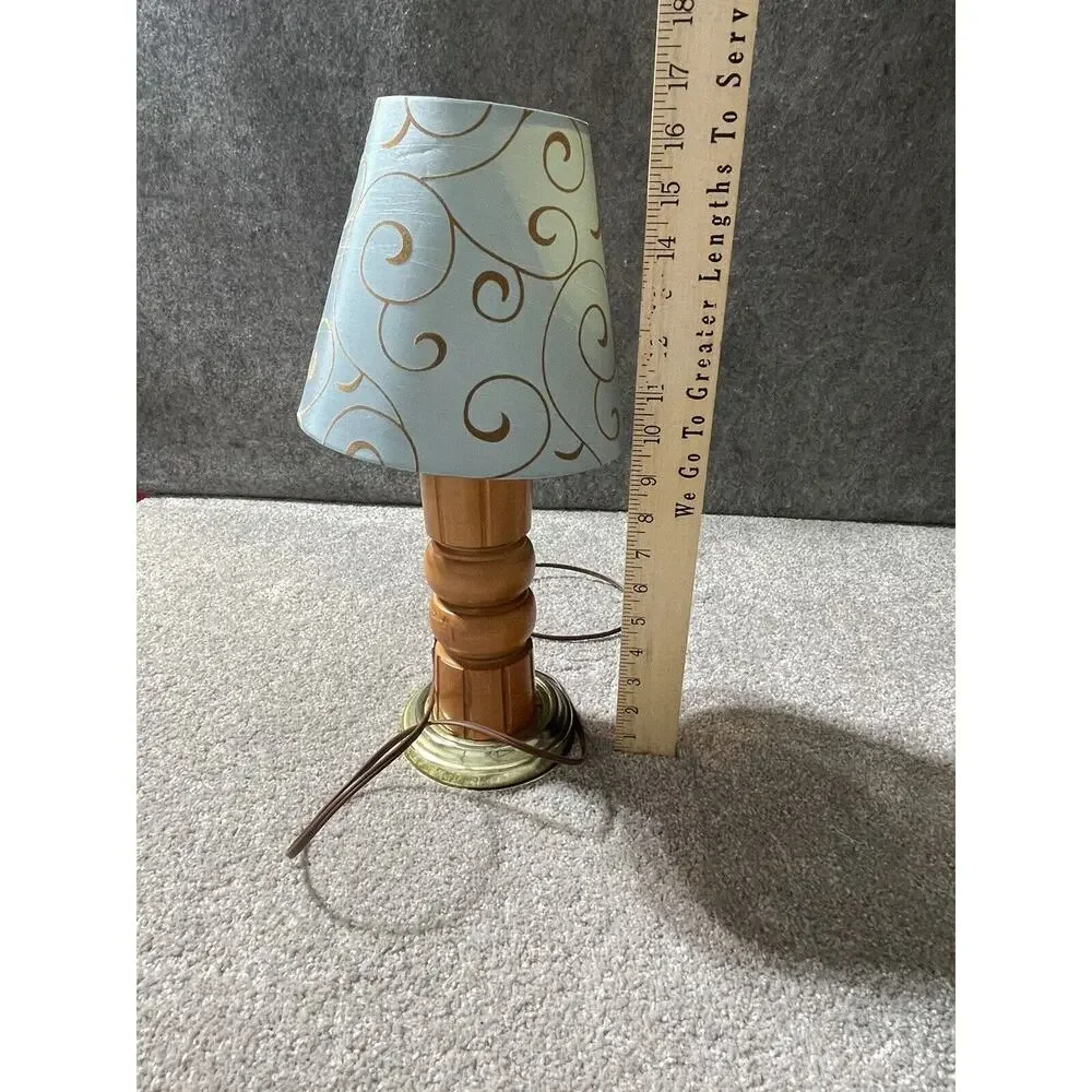 Vintage Turned Wood Table Lamp Bedside Rustic Farmhouse Colonial Accent 1970s